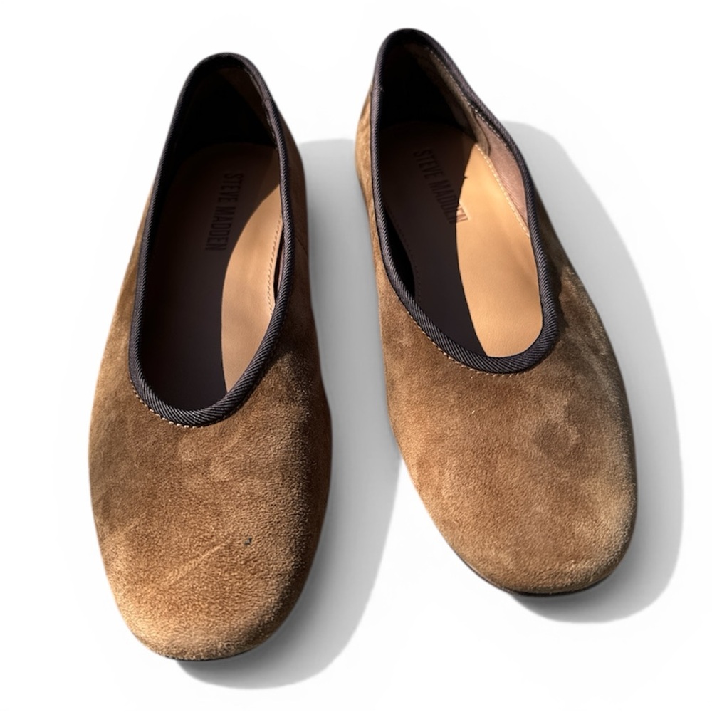 Steve Madden Suede Pipa Ballet Flats in Tan with Brown Trim size 6 - Picture 2 of 9